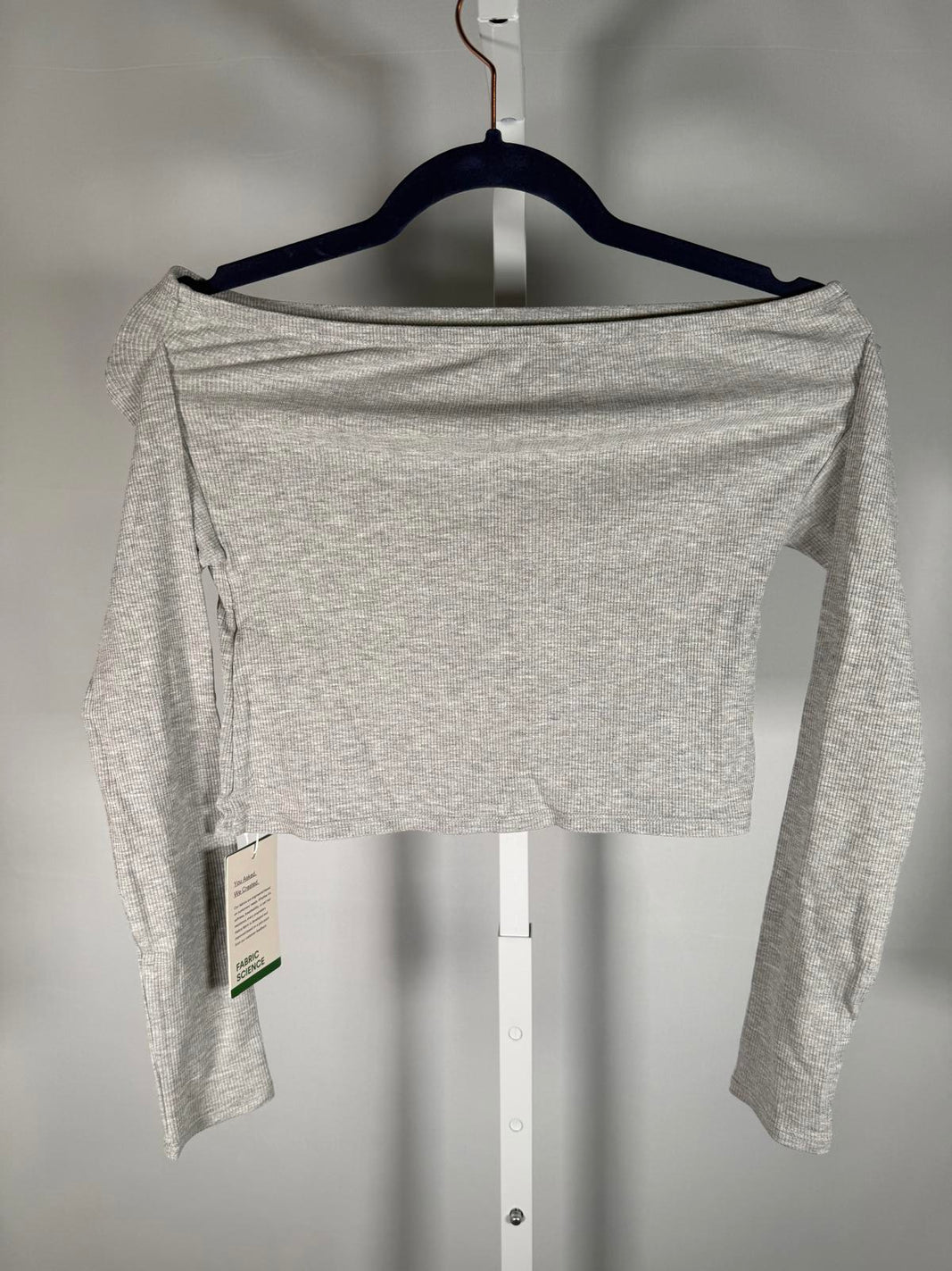 NWT Halara Gray Long Sleeve Athletic Top Size Medium