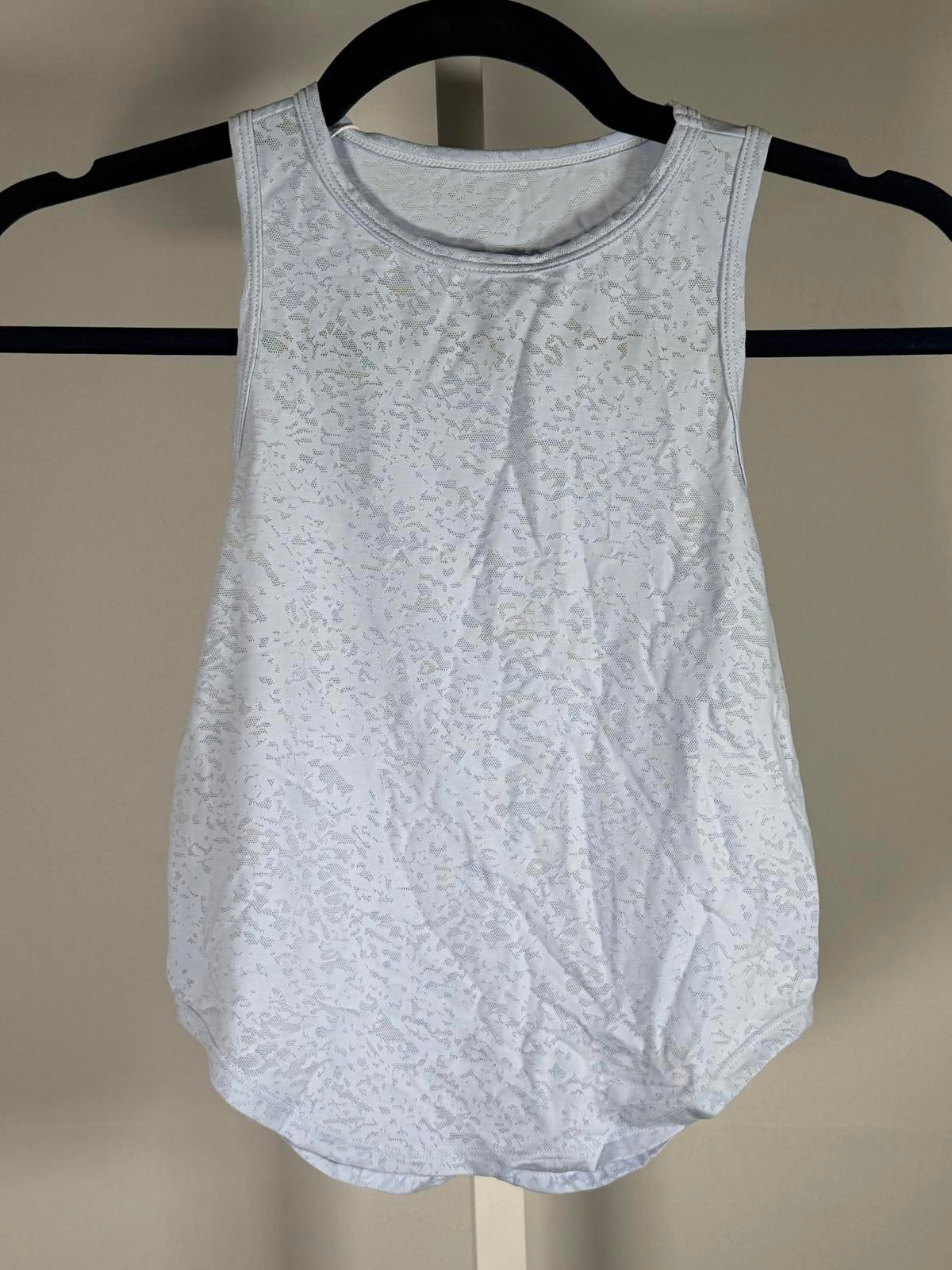 NWT Halara Light Blue Patterned Sleeveless Athletic Tank Top Size XS