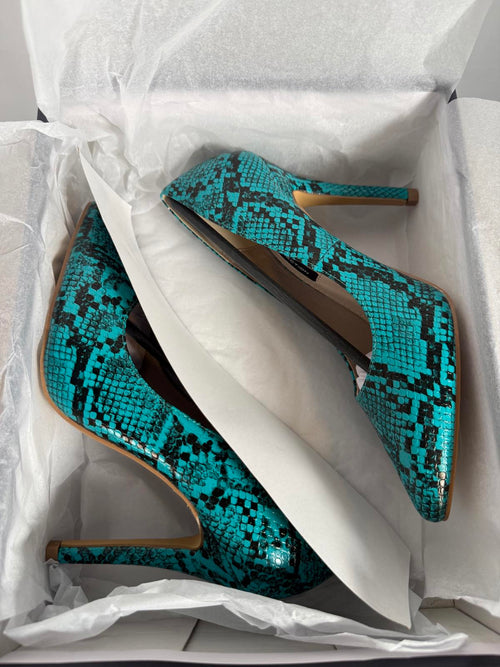 French Connection Snakeskin Print Heels Green/Black Size 6 NWB