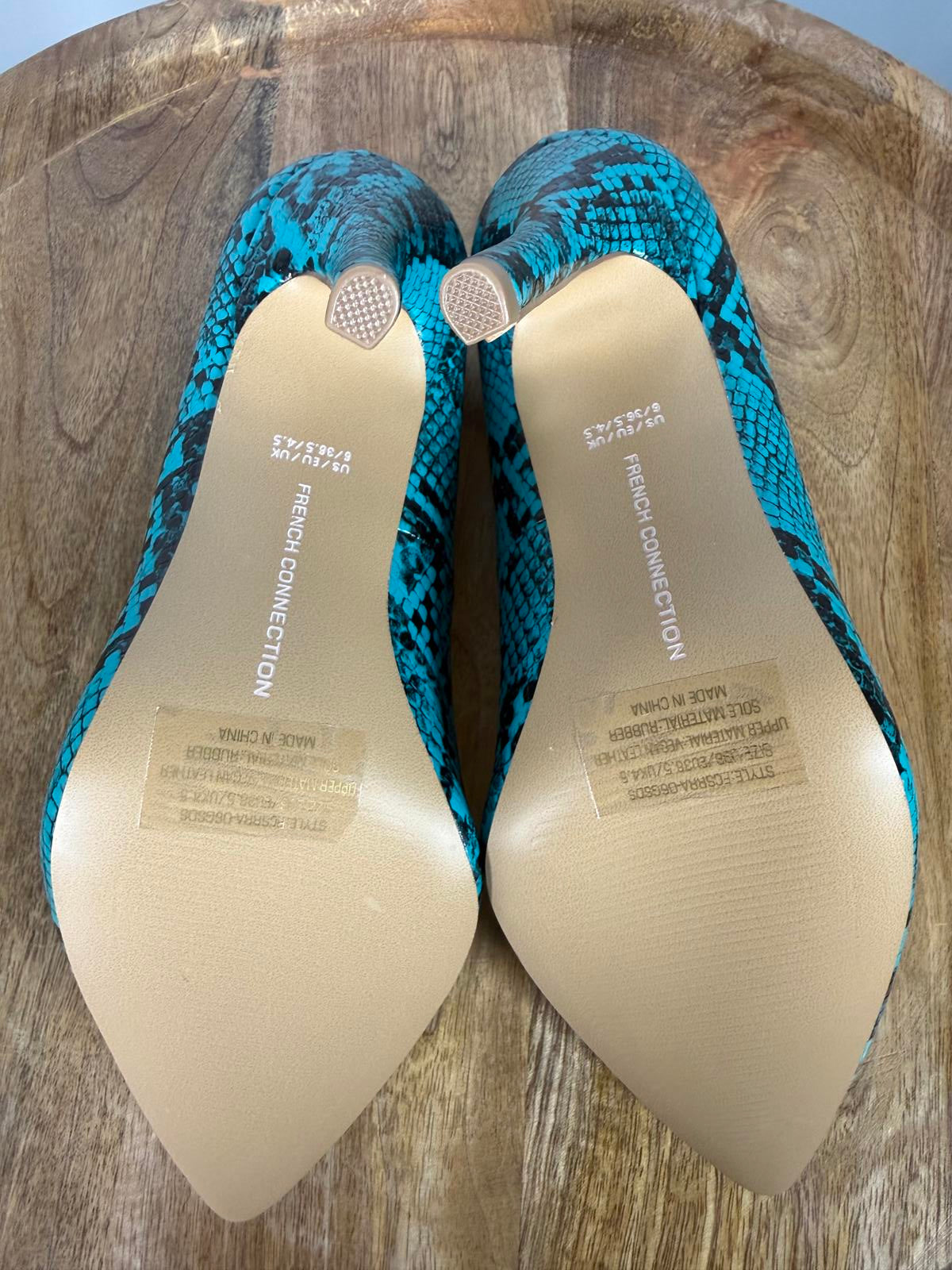 French Connection Snakeskin Print Heels Green/Black Size 6 NWB