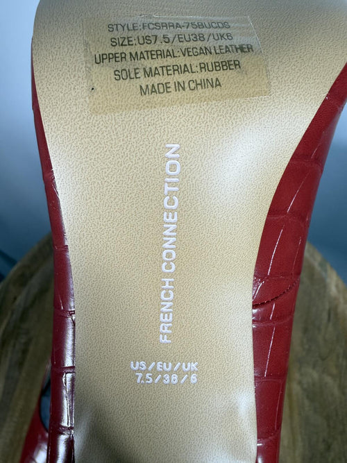 French Connection Red Croc Embossed Pointed Toe Heels Size 7.5 NWB