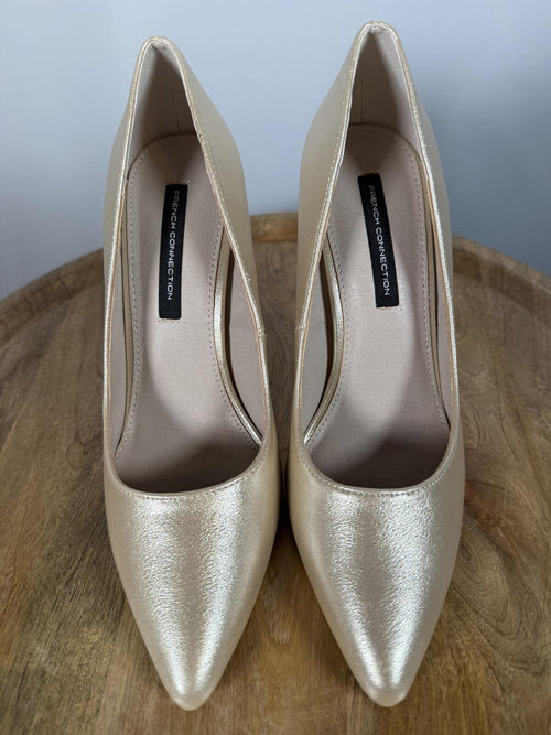 French Connection Metallic Champagne Pointed Toe Heels Size 7.5 NWB