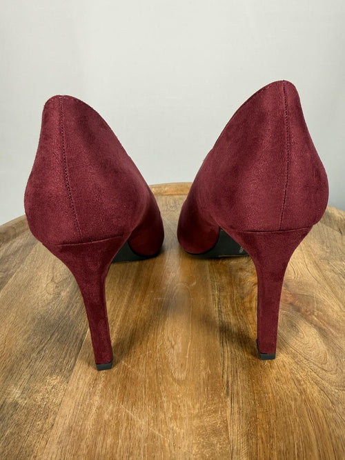 French Connection Burgundy Suede Pointed Toe Heels Size 9 NWB