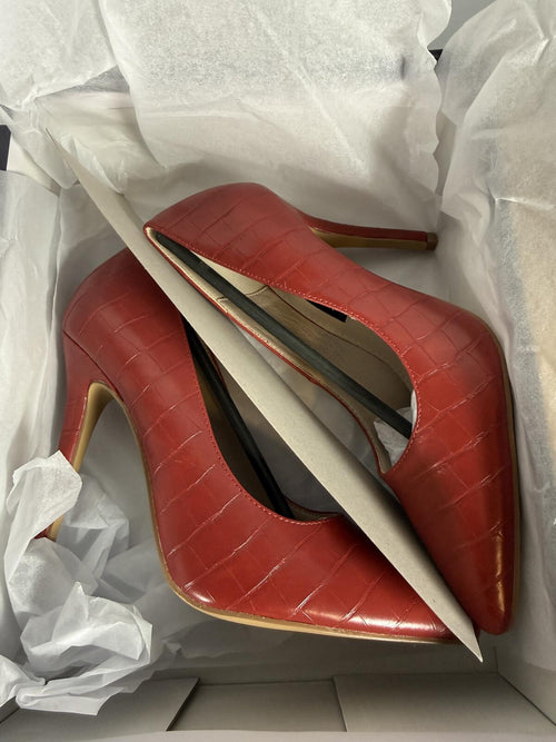 French Connection Red Croc Embossed Pointed Toe Heels Size 6 NWB
