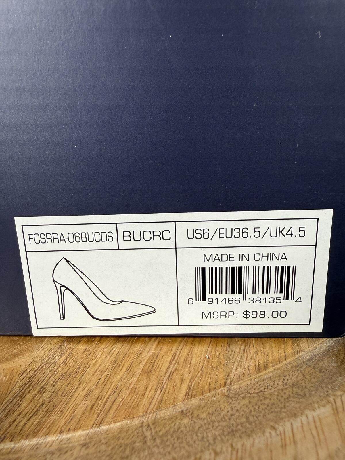 French Connection Red Croc Embossed Pointed Toe Heels Size 6 NWB