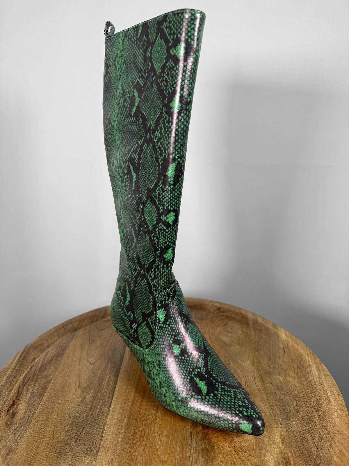 French Connection Green Snakeskin Heeled Boots Pointed Toe Size 6 NWB