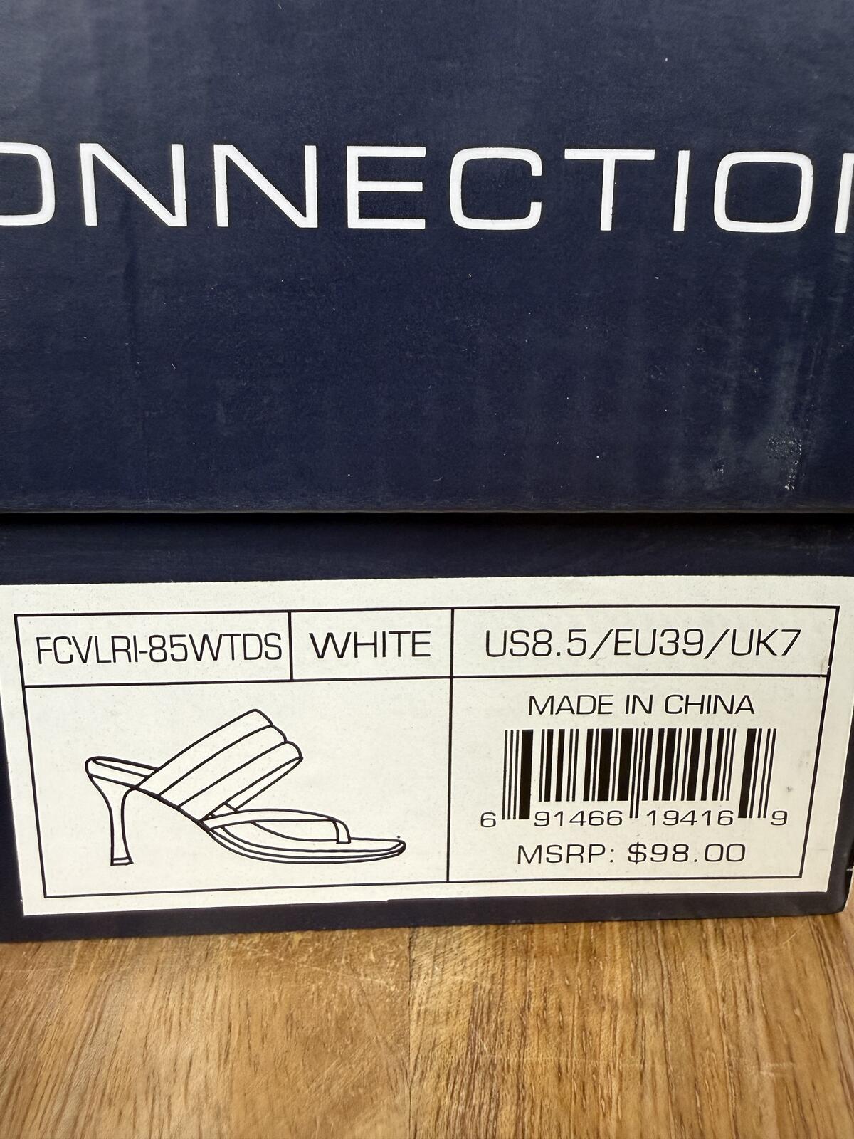 French Connection Heels White Thong Strap Square Toe Padded Sandals US 8.5 NWB