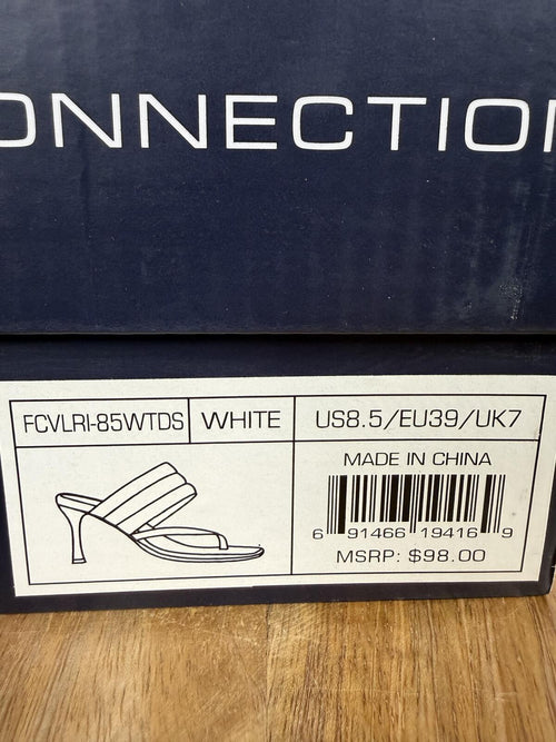 French Connection Heels White Thong Strap Square Toe Padded Sandals US 8.5 NWB