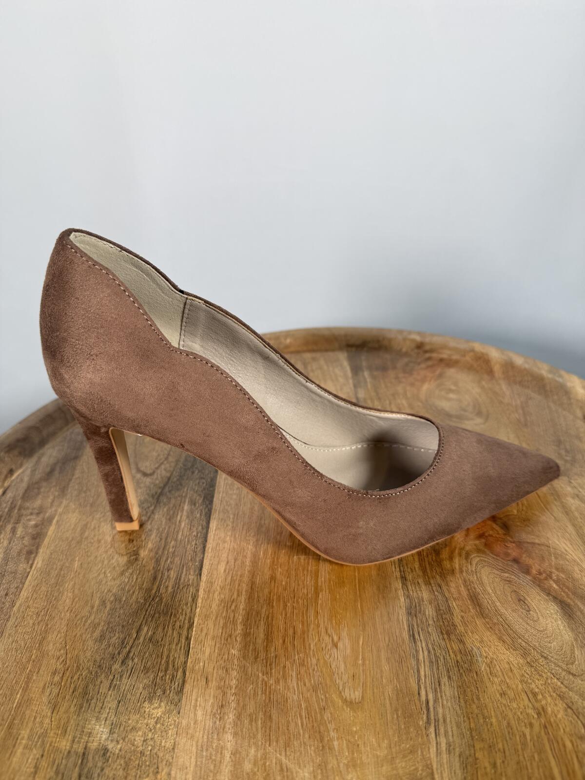 French Connection Suede Pointed Toe Heels Brown Stiletto Pumps US 8 NWB
