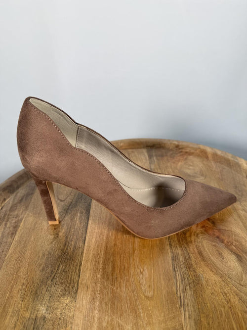 French Connection Suede Pointed Toe Heels Brown Stiletto Pumps US 8 NWB