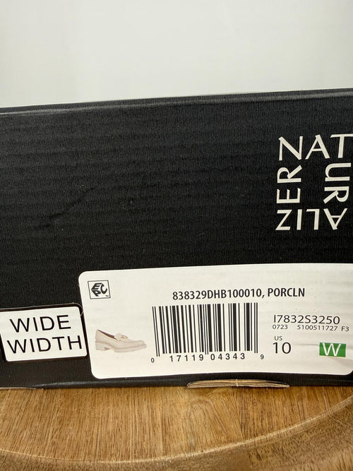 Naturalizer Porcelain Lug Sole Loafers Women's US 10W Wide Comfort Slip-On NWB