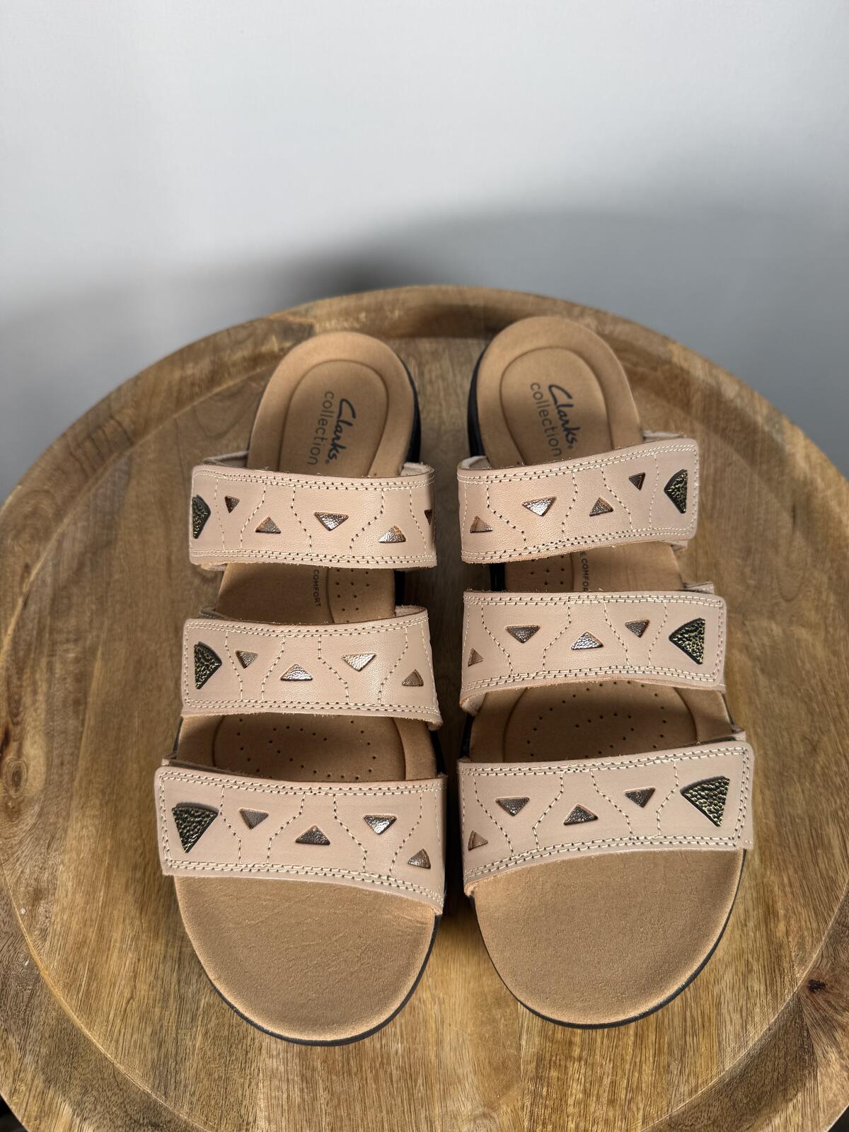 Clarks Laurieann Nora Sand Leather Slide Sandals US 12W Wide Comfort Slip-On NWB