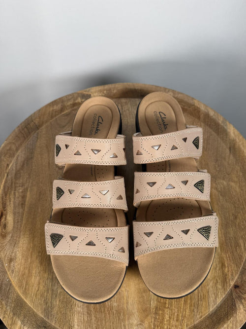 Clarks Laurieann Nora Sand Leather Slide Sandals US 12W Wide Comfort Slip-On NWB