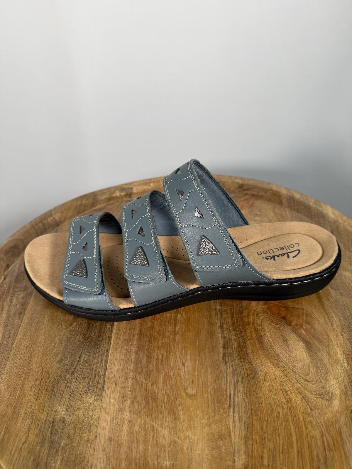Clarks Laurieann Nora Blue Leather Slide Sandals US 12W Wide Comfort Slip-On NWB