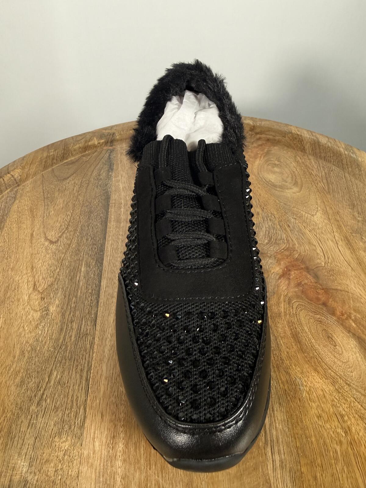 Kenneth Cole Reaction Black Cari Faux Fur Jewel Jogger Sneakers US 6.5M NWB