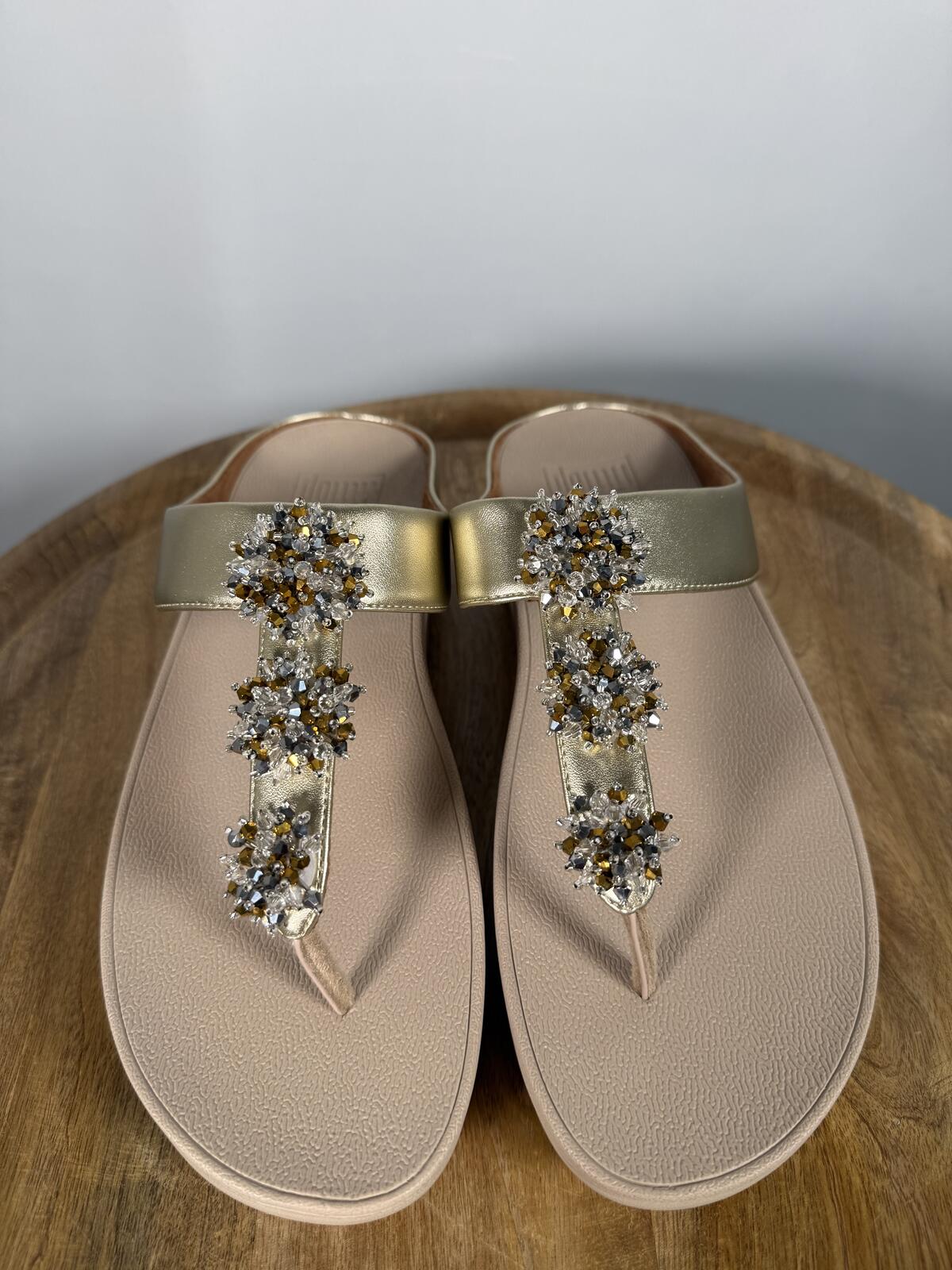 FitFlop Galaxy Toe Wedge Flip Flop Women’s US 9 Platino Sandals NWB