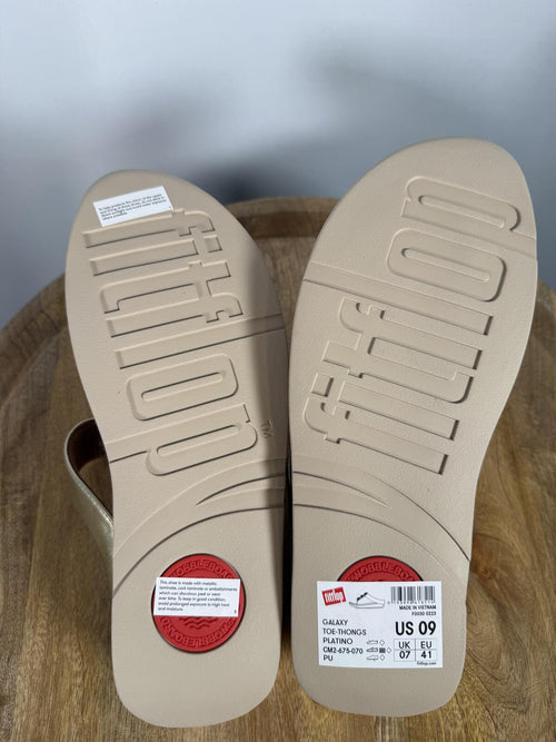 FitFlop Galaxy Toe Wedge Flip Flop Women’s US 9 Platino Sandals NWB