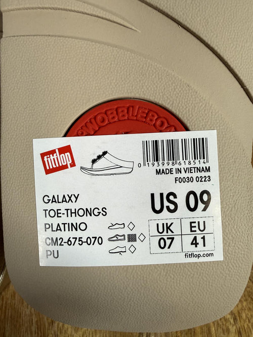 FitFlop Galaxy Toe Wedge Flip Flop Women’s US 9 Platino Sandals NWB