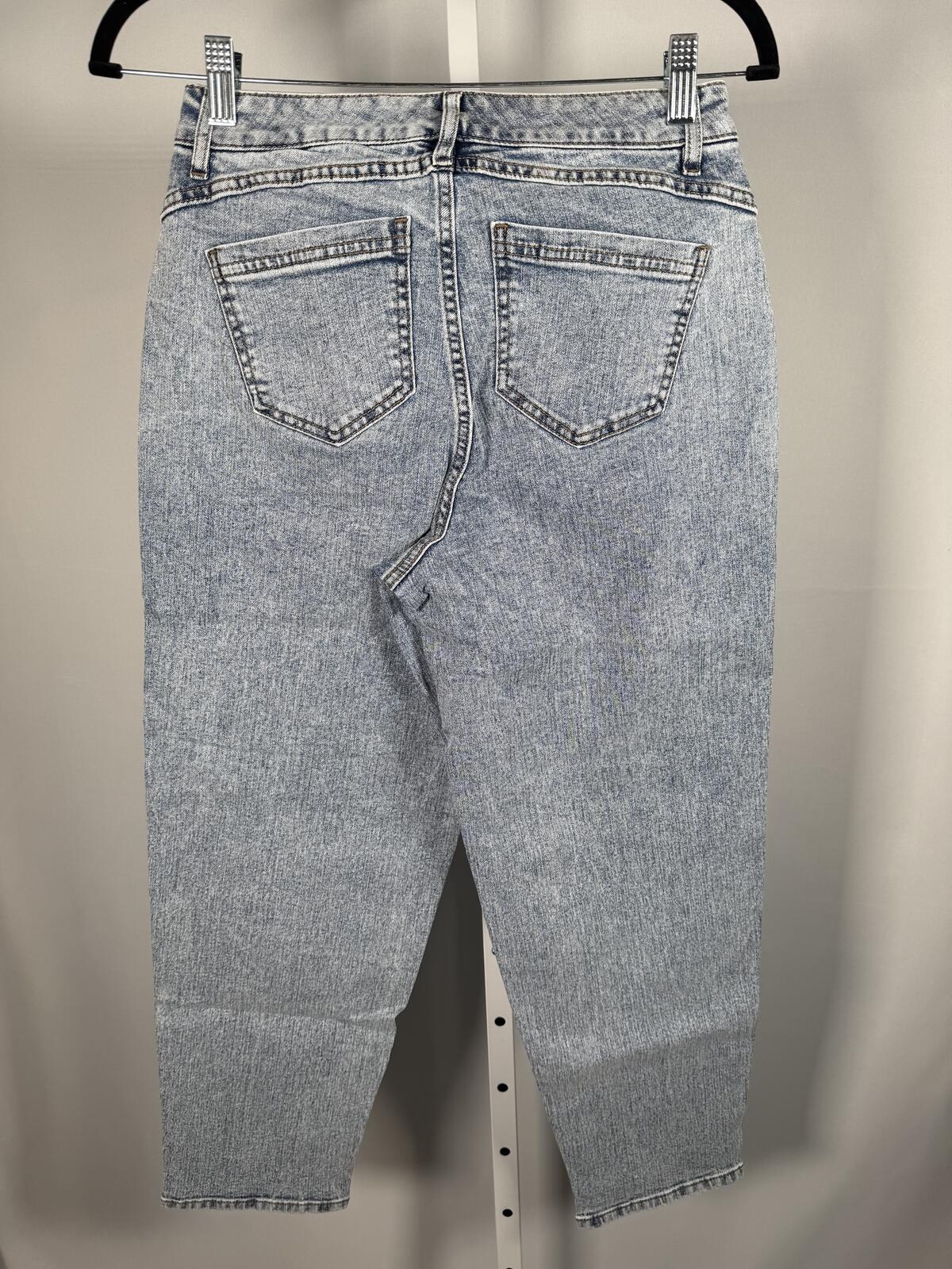 NWT G by Giuliana Women's Light Wash Cropped Tapered Jeans Size 16W