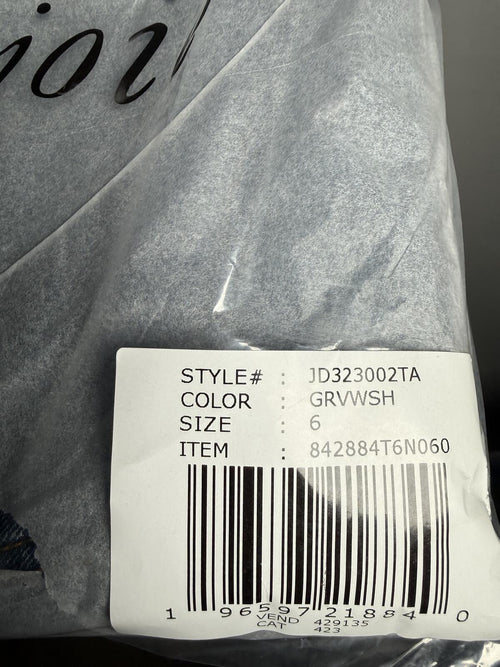 NWT La Joie Women's Gray Wash Denim Jeans Size 6