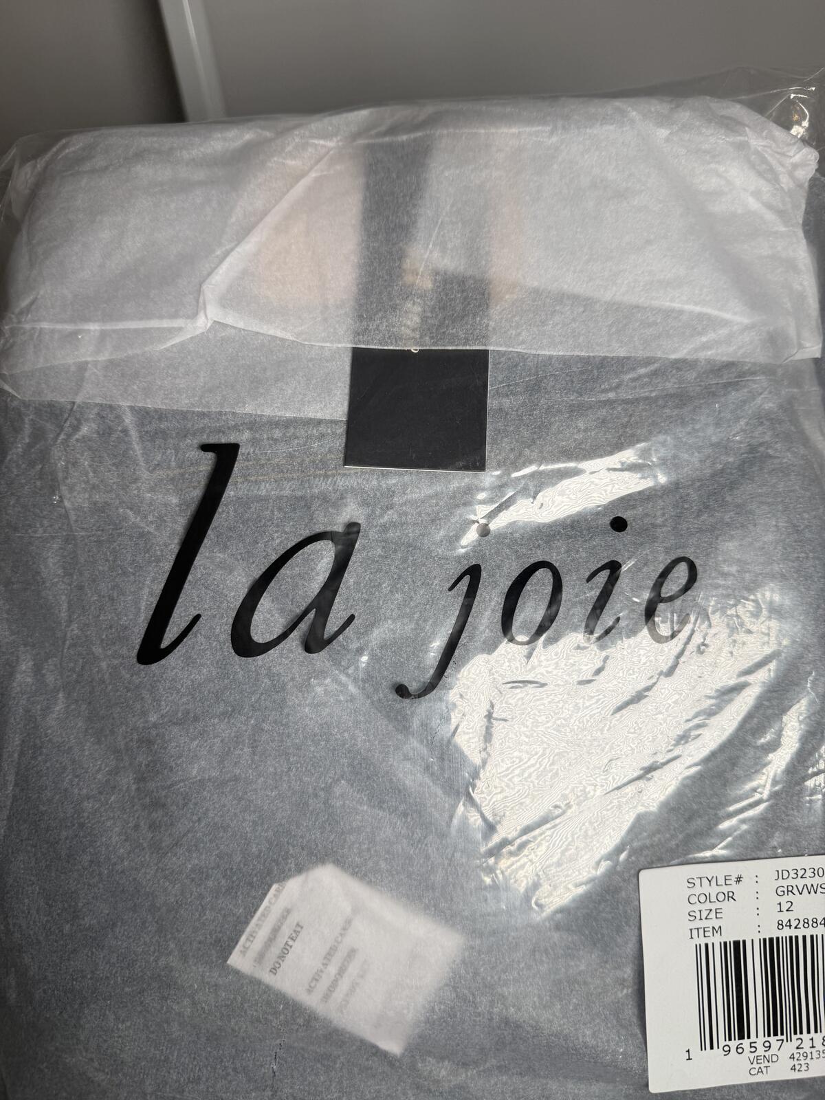 NWT La Joie Women's Gray Wash Denim Jeans Size 12
