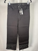 NWT G by Giuliana Black Label The Straight Lace Hem Jeans Size 6