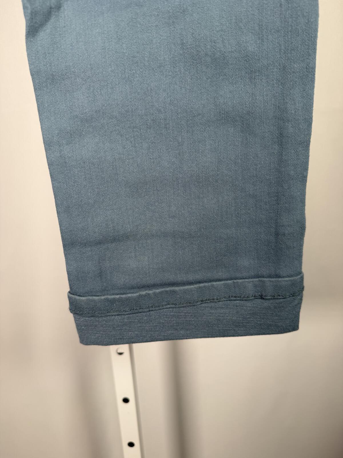 NWT d&co. Women's Sage Green Straight Leg Ankle Pants Size 10