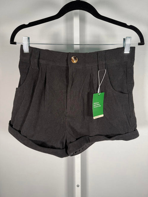 NWT Halara Mid Rise Pocket Corduroy Casual Shorts Black Medium