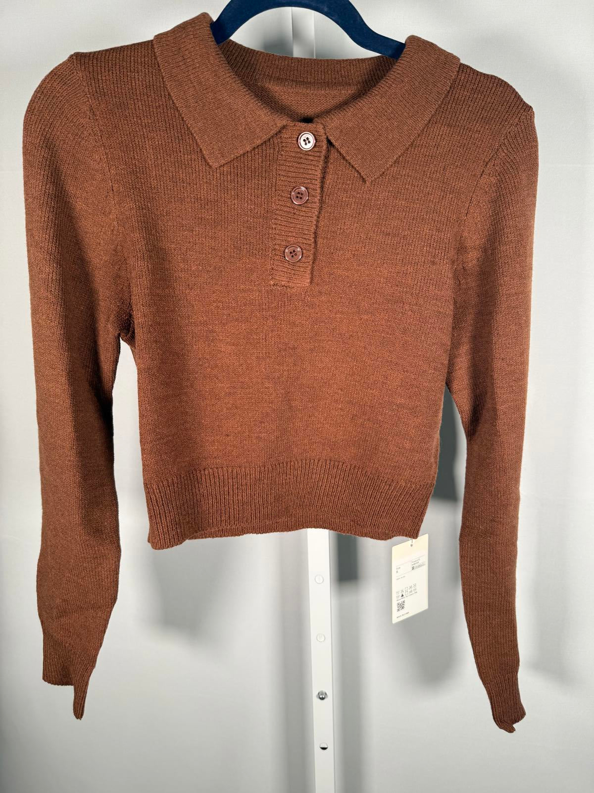 NWT Halara Front Long Sleeve Casual Sweater Sorrel Horse Size Small