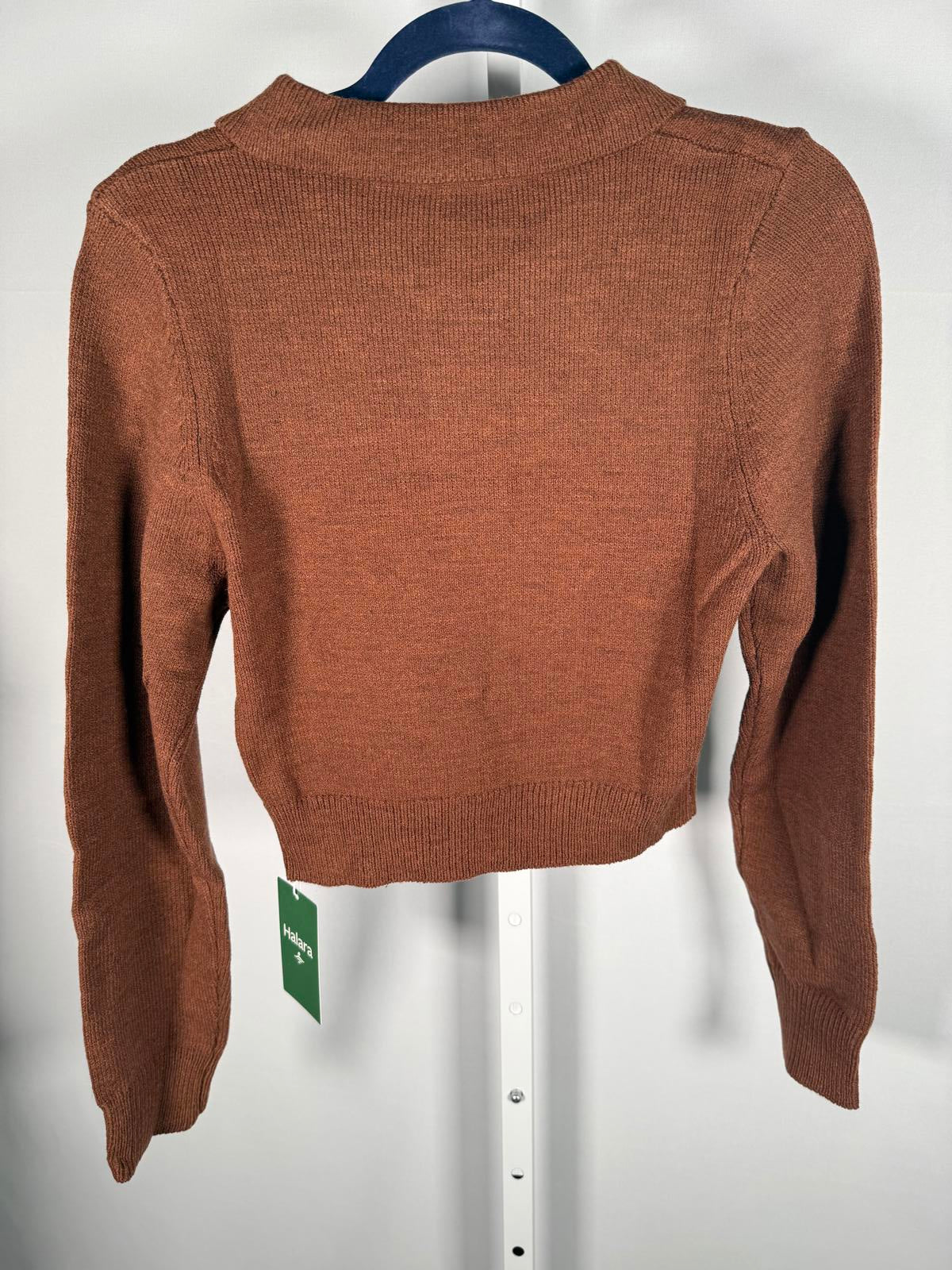 NWT Halara Front Long Sleeve Casual Sweater Sorrel Horse Size Small