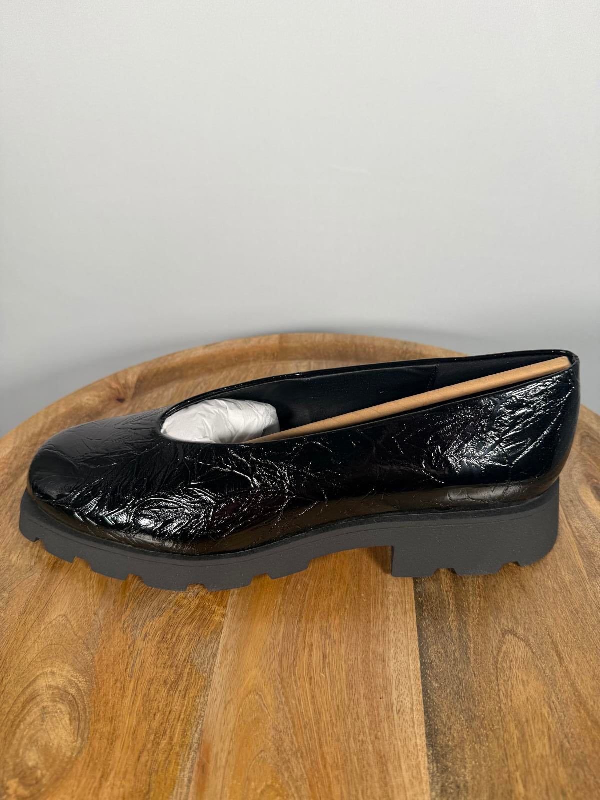 NWB Katy Perry The Darling Black Slip-On Loafers Women's Size 10