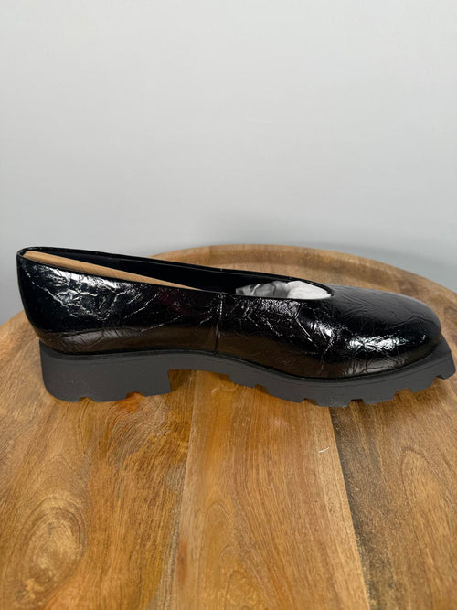 NWB Katy Perry The Darling Black Slip-On Loafers Women's Size 10