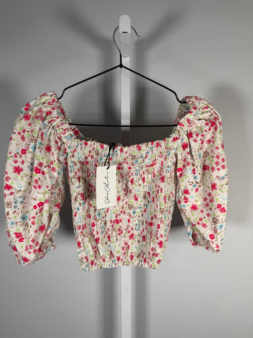 NWT Sokie Collective Floral Smocked Puff Sleeve Top Size Small