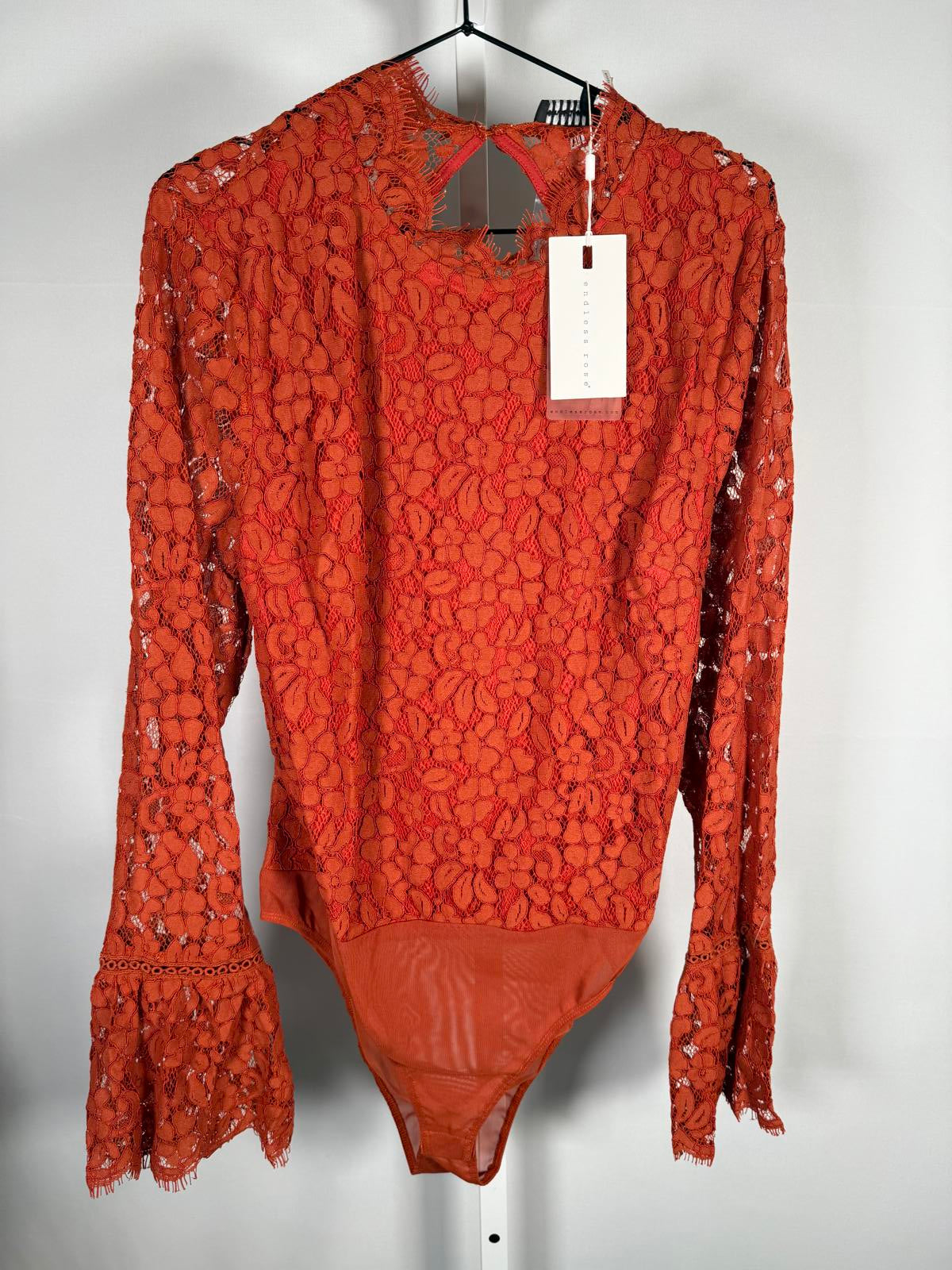 NWT Endless Rose Cut Back Detail Lace Bodysuit Rust Size Large