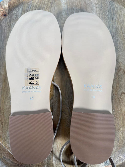 Kaanas Marquis Sandals Caramel Size 10 New in Box