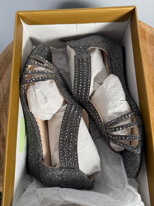 NWB Charter Club Womens Ginifur Faux Leather Casual Wedge Sandals Size 6M