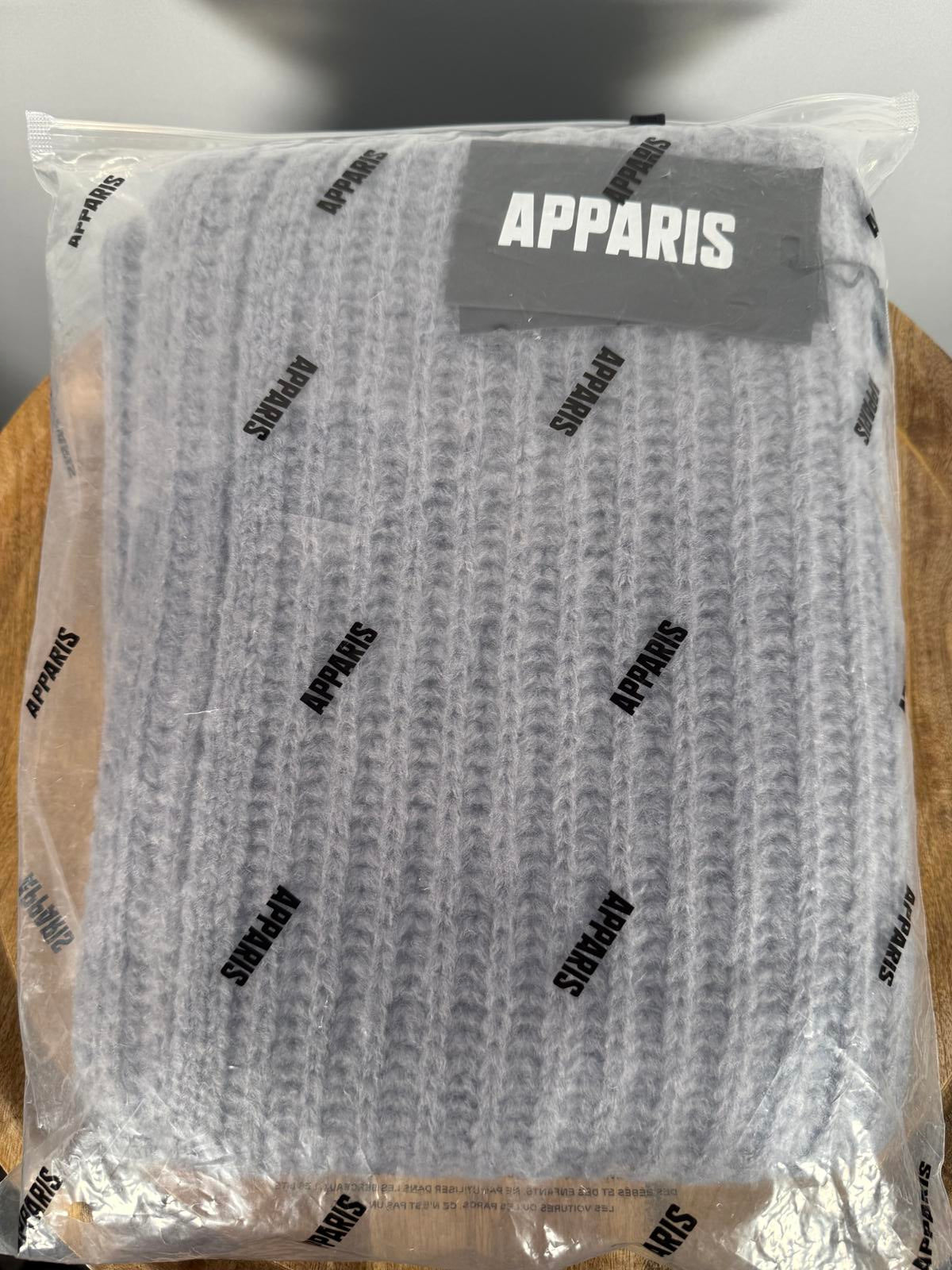 NWT Apparis Nokia Scarg Grey OS