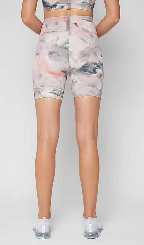 NWT Fourlaps Arc High Waist Biker Shorts Pink Clouds Size Medium