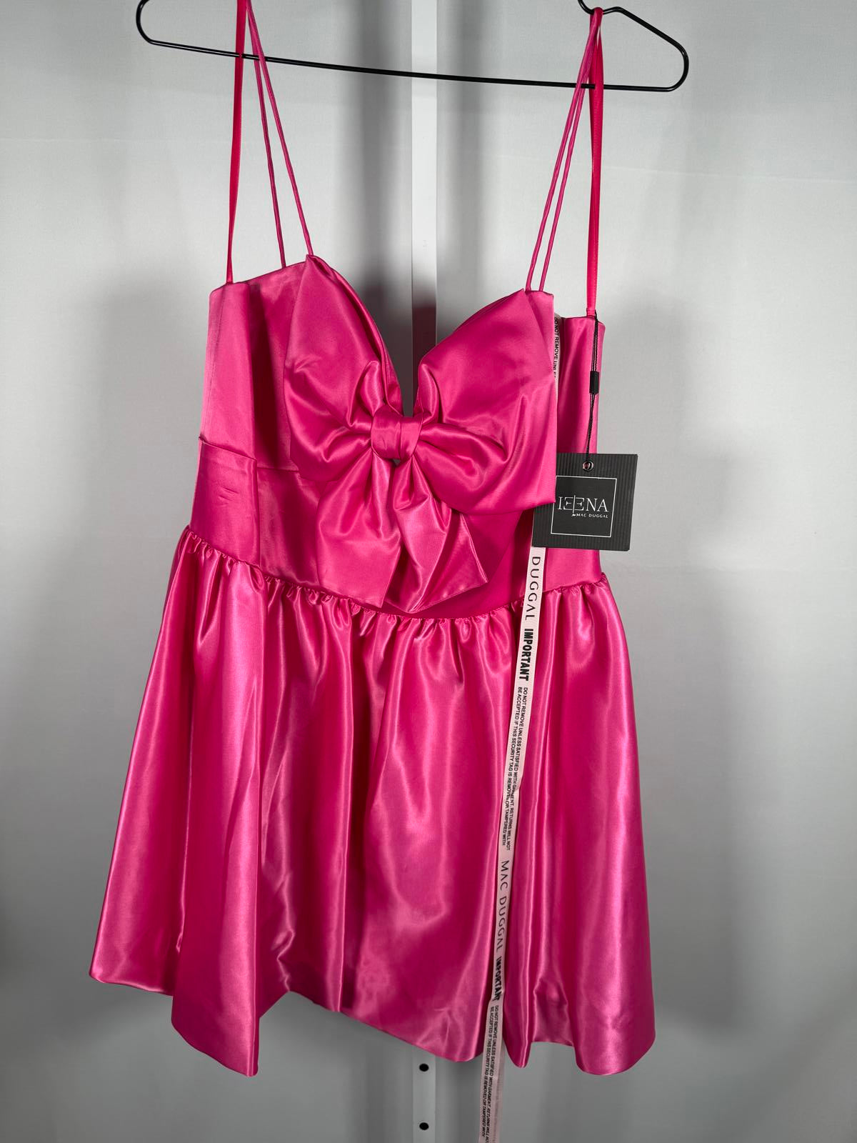 NWT Leena 2 for Mac Duggal 49616 Fuchsia Bow Front Bubble Hem Mini Dress Size 10