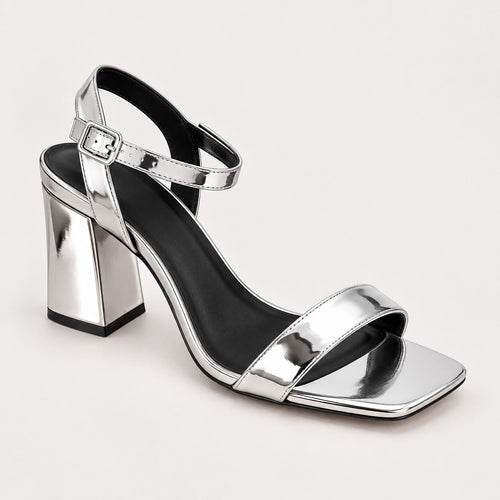 NWB PrettyLittleThing Silver Metallic Square Toe Block Heel Sandals Size 5