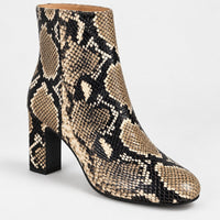 NWB Linea Paolo Wylda Natural Snake Print Leather Block Heel Ankle Boot Size 5.5