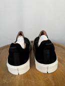 NWB Linea Paolo Kenly Black Suede Slip-On Sneakers Women's Size 8