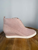 NWB Linea Paolo Anna Blush Perforated Suede Wedge Sneakers Size 6.5