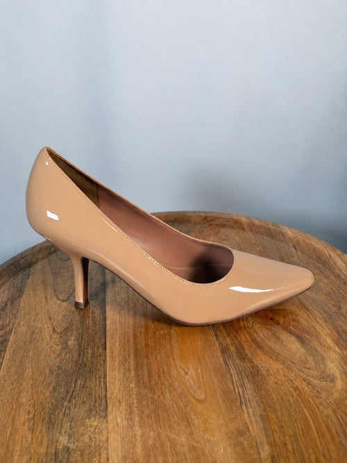 NWB Linea Paolo Polina Maple Sugar Patent Pointed Toe Pumps Size 6.5