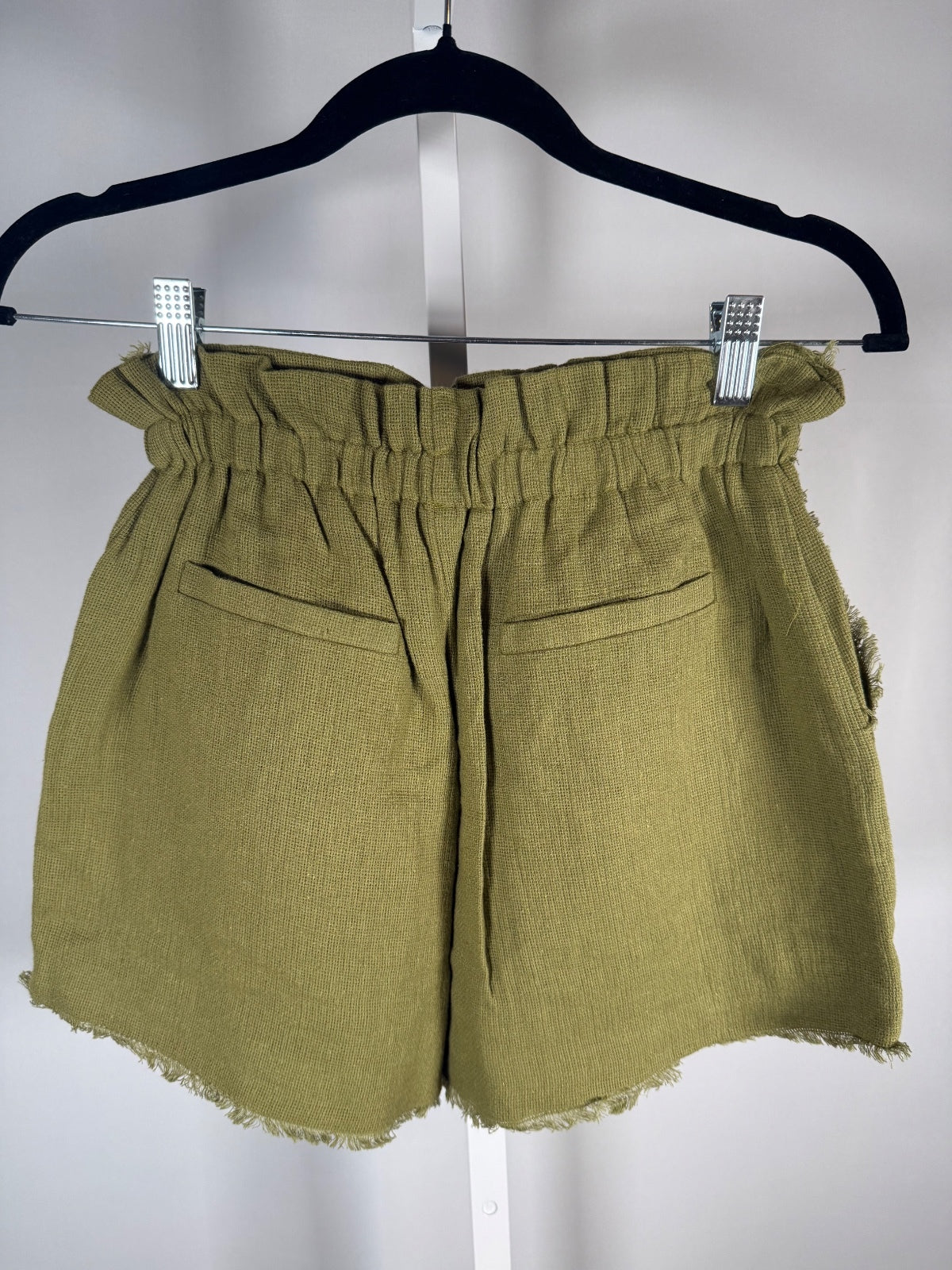 NWT Something Navy Ryan Paperbag Green Shorts Frayed Hem Size Small