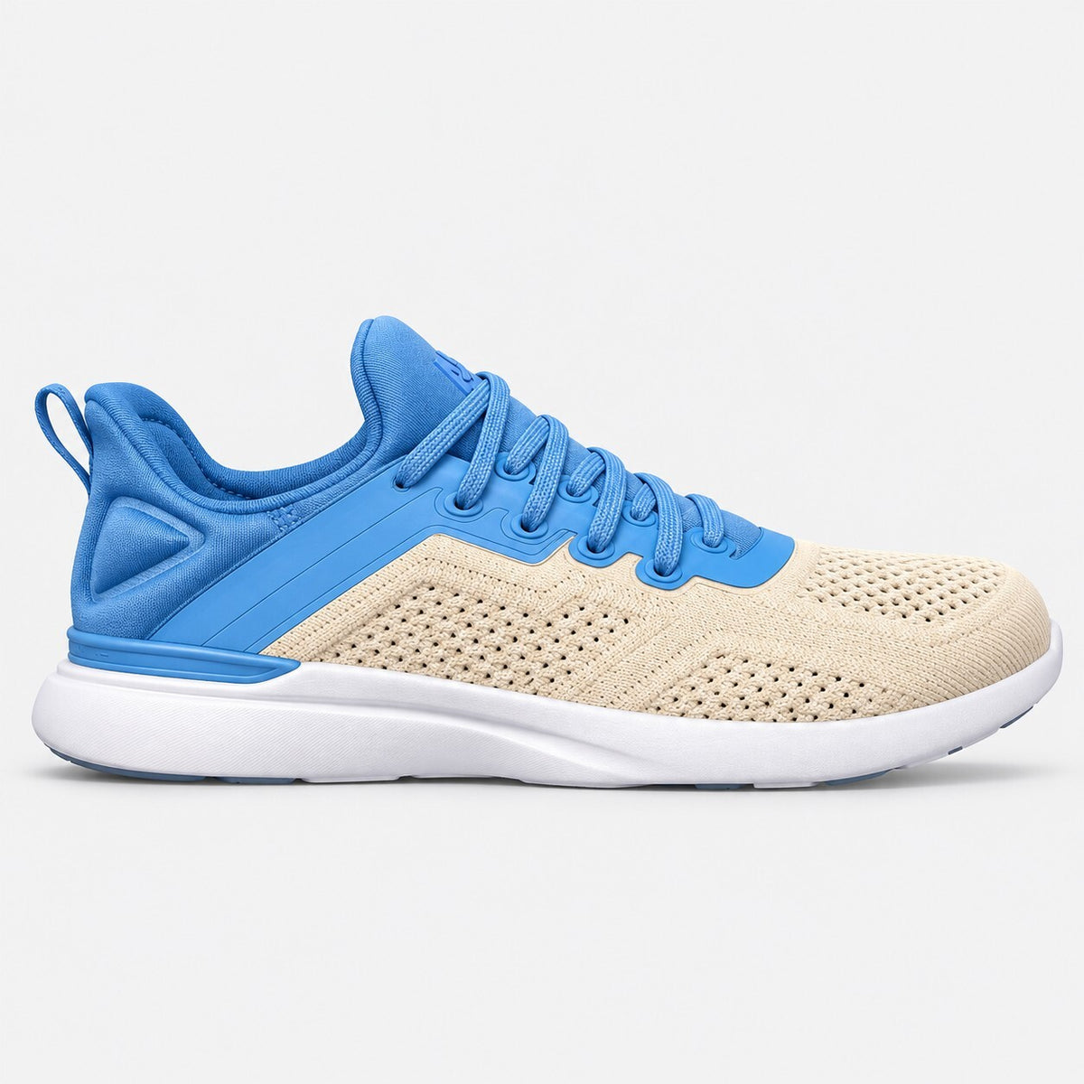 NWB APL Women's TechLoom Tracer Sneakers Coastal Blue Beach White Size 7.5