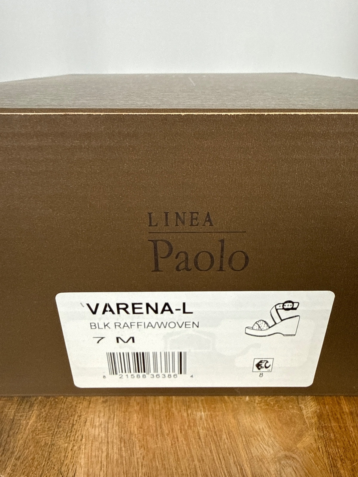 NWB Linea Paolo Varena Black Raffia Embellished Wedge Sandals Size 7