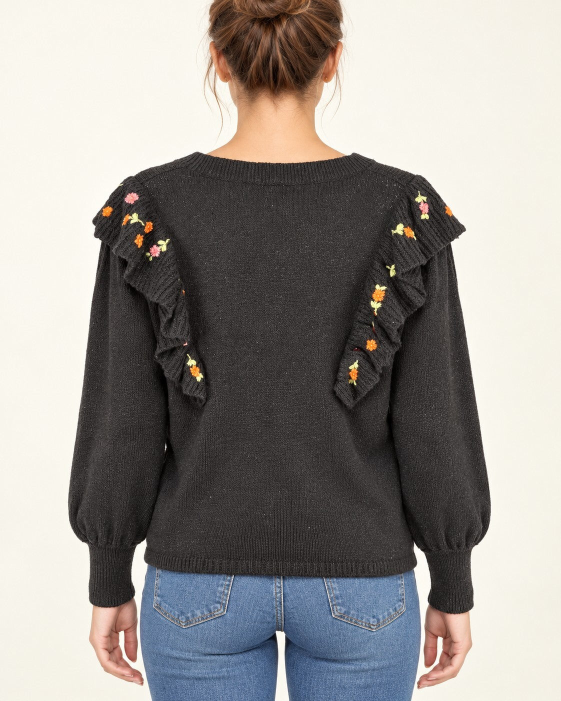 NWT Something Navy Louise Black Floral Embroidered Ruffle Sweater Size Medium