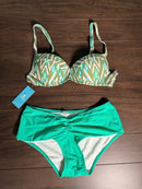 NWT Cupshe Green Ruched Two Piece Bikini Swimsuit Size Small