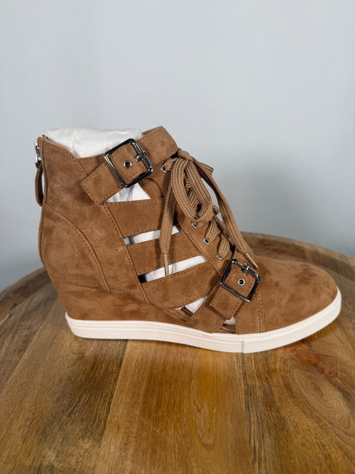 NWB Linea Paolo Fave Tan Kid Suede Cutout Wedge Sneakers Size 9